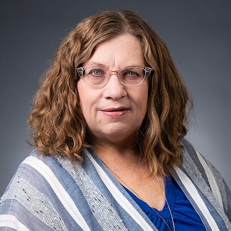 Profile photo of Shelly Reid