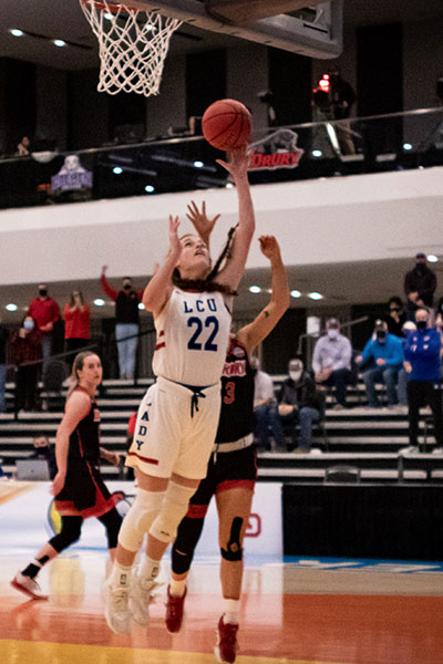 Juliana Robertson shoots a layup in the national title game